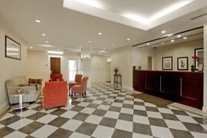 Western Empire Towers 3* Sioux Falls