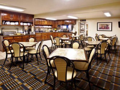 Western Empire Towers 3* Sioux Falls